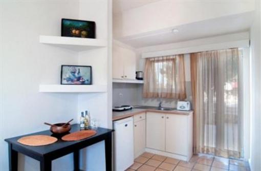 фото отеля Ourania Apartments & Hotel Gouves