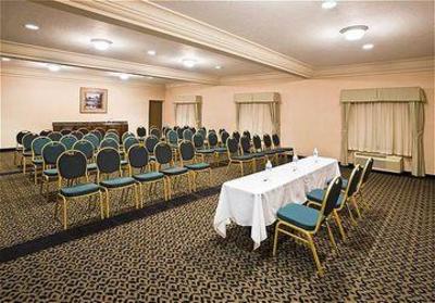 фото отеля Holiday Inn Express Saginaw