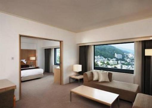 фото отеля ANA Crowne Plaza Kobe