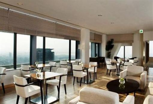 фото отеля ANA Crowne Plaza Kobe