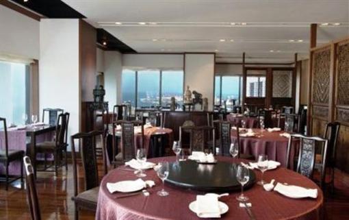 фото отеля ANA Crowne Plaza Kobe