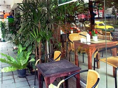 фото отеля Rainforest Guest House