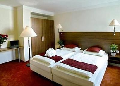 фото отеля Belmondo Hotel
