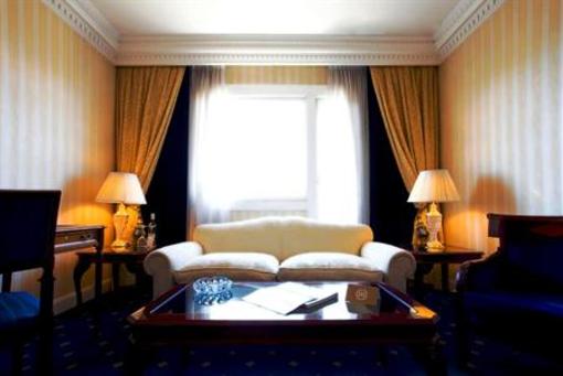 фото отеля Gran Hotel Velazquez