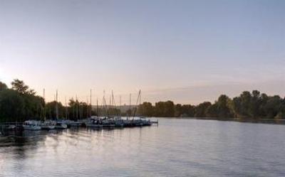 фото отеля Arcona Hotel Am Havelufer Potsdam