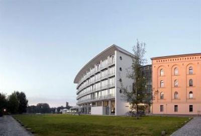 фото отеля Arcona Hotel Am Havelufer Potsdam
