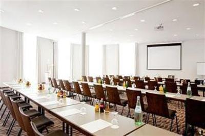 фото отеля Arcona Hotel Am Havelufer Potsdam
