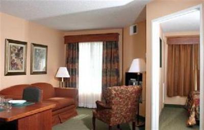 фото отеля GrandStay Residential Suites Hotel Ames
