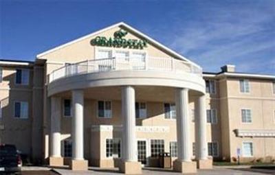 фото отеля GrandStay Residential Suites Hotel Ames