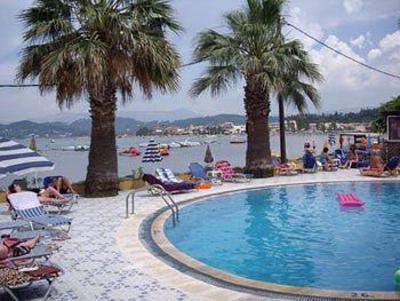 фото отеля Maria's Beach Hotel & Apartments