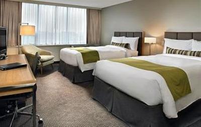 фото отеля Coast Chilliwack Hotel