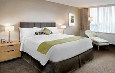 фото отеля Coast Chilliwack Hotel