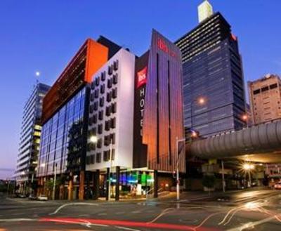 фото отеля Ibis Sydney King Street Wharf