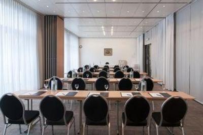 фото отеля Holiday Inn Berlin City West