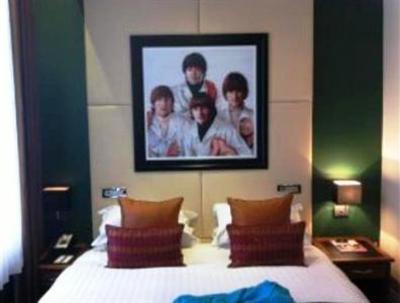 фото отеля Hard Days Night Hotel