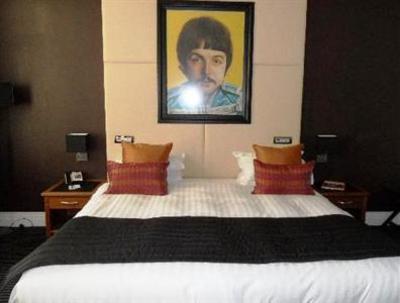 фото отеля Hard Days Night Hotel