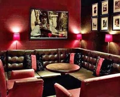 фото отеля Hard Days Night Hotel