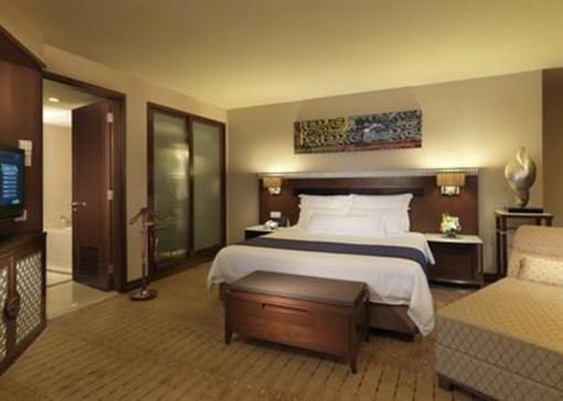 фото отеля One World Hotel
