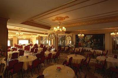 фото отеля Imperial Palace Hotel Mumbai