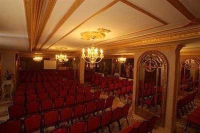 фото отеля Imperial Palace Hotel Mumbai