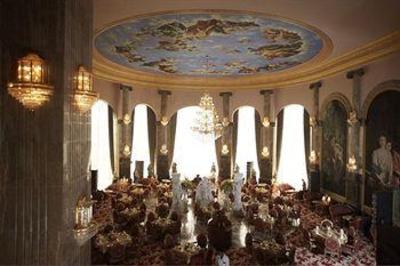 фото отеля Imperial Palace Hotel Mumbai