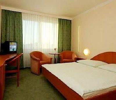 фото отеля Flora Hotel Olomouc