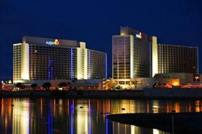 фото отеля Aquarius Casino Resort