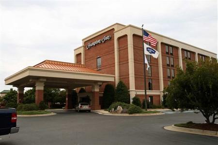 фото отеля Hampton Inn Capital Boulevard North Raleigh