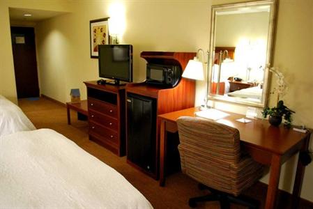 фото отеля Hampton Inn Capital Boulevard North Raleigh