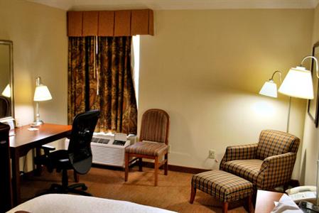 фото отеля Hampton Inn Capital Boulevard North Raleigh