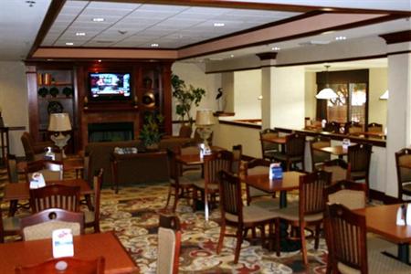фото отеля Hampton Inn Capital Boulevard North Raleigh