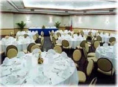 фото отеля The Pearl Manila