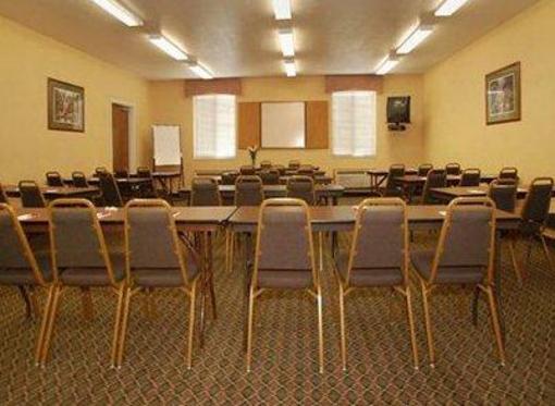 фото отеля Comfort Suites Northeast Indianapolis