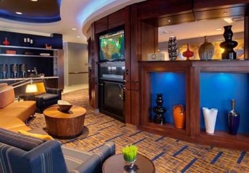 фото отеля Courtyard by Marriott Madison East