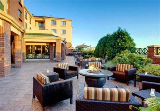 фото отеля Courtyard by Marriott Madison East