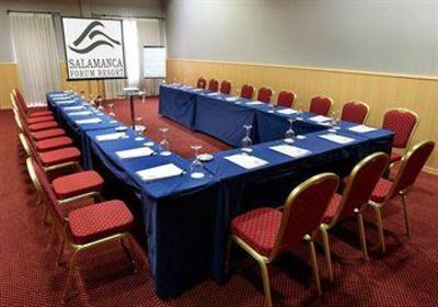 фото отеля Hotel Doña Brigida Salamanca Forum Resort Villamayor