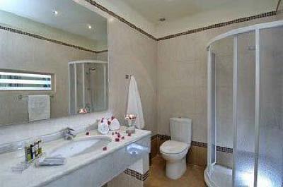 фото отеля Istron Villas
