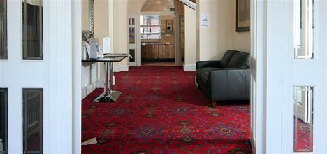 фото отеля Knighton Hotel