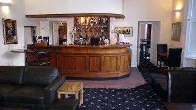фото отеля Knighton Hotel