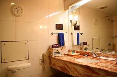 фото отеля Days Hotel Zhuozhan Changchun