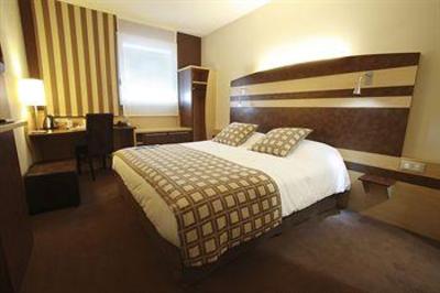 фото отеля Hotel Kyriad Prestige Montpellier Ouest