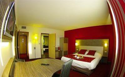 фото отеля Hotel Kyriad Prestige Montpellier Ouest