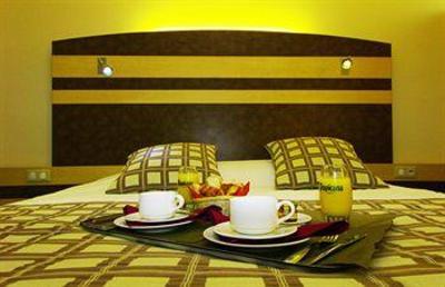 фото отеля Hotel Kyriad Prestige Montpellier Ouest
