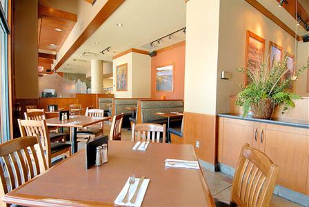 фото отеля BEST WESTERN PLUS Downtown Vancouver