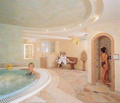 фото отеля Arnica Garni Hotel Pinzolo