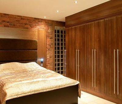 фото отеля Signature Living Call Direct & Save