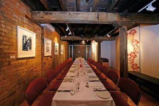 фото отеля The Henry Jones Art Hotel