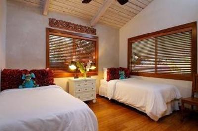 фото отеля Paia Inn Hotel