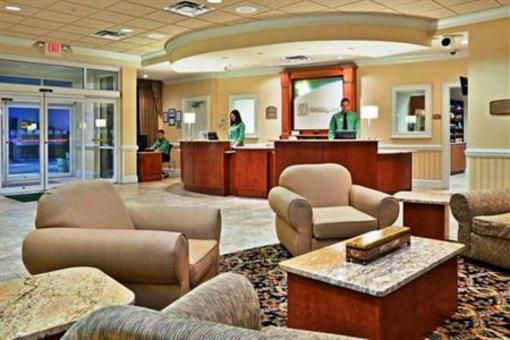 фото отеля Holiday Inn Hotel & Conference Center