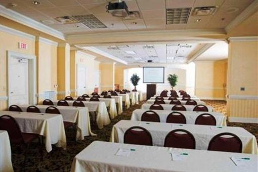 фото отеля Holiday Inn Hotel & Conference Center